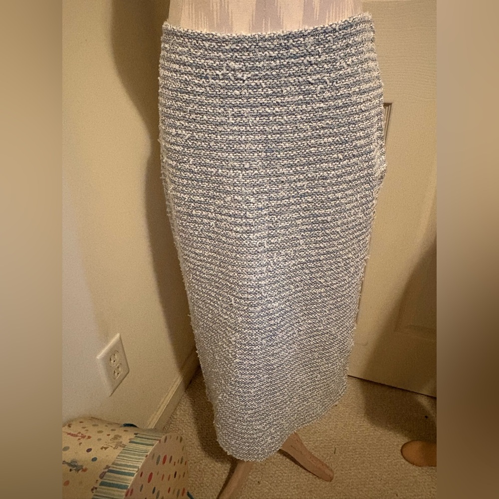 St.John nwt skirt size 6 $595 blue multi resort 23